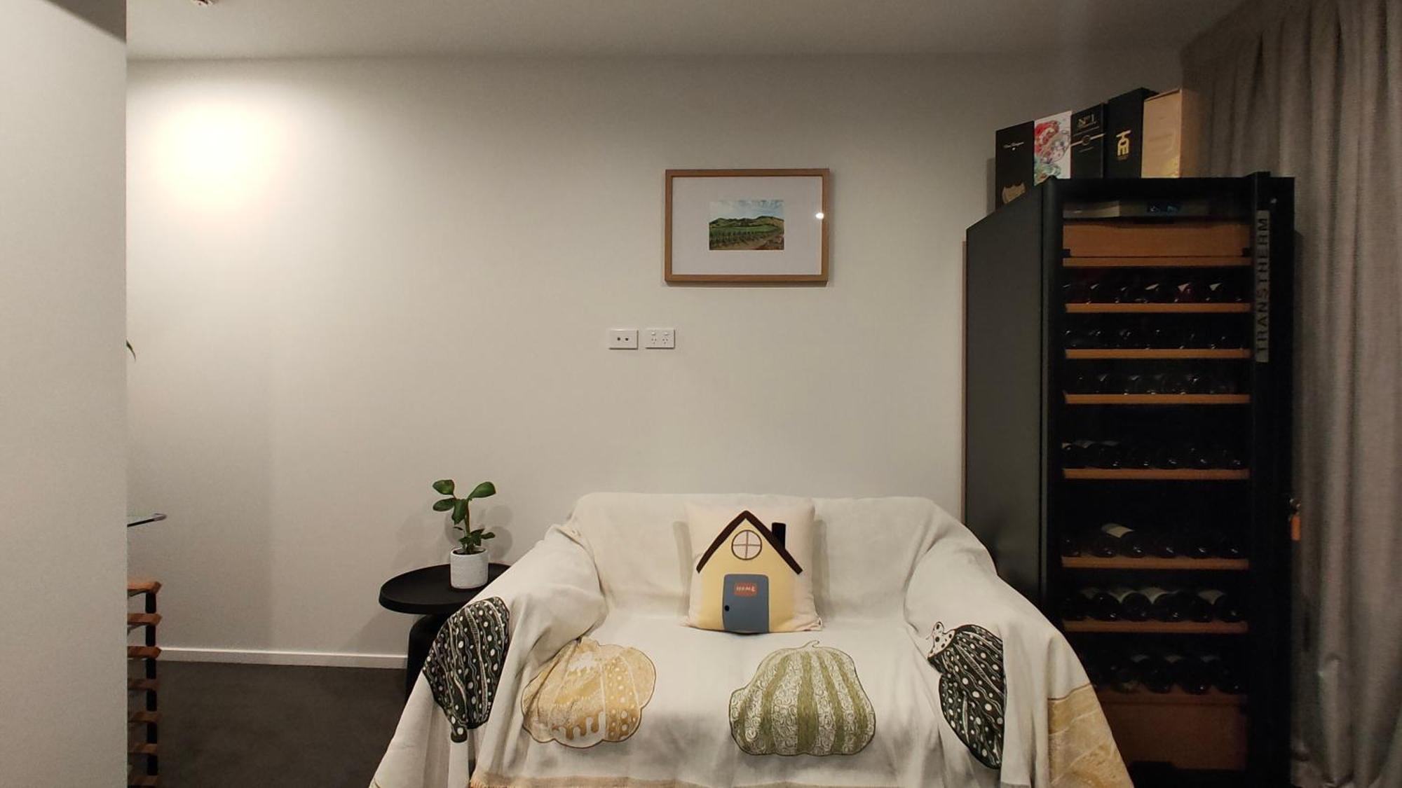 Stylish And Unique At The Heart Of Newmarket Apartment Auckland
