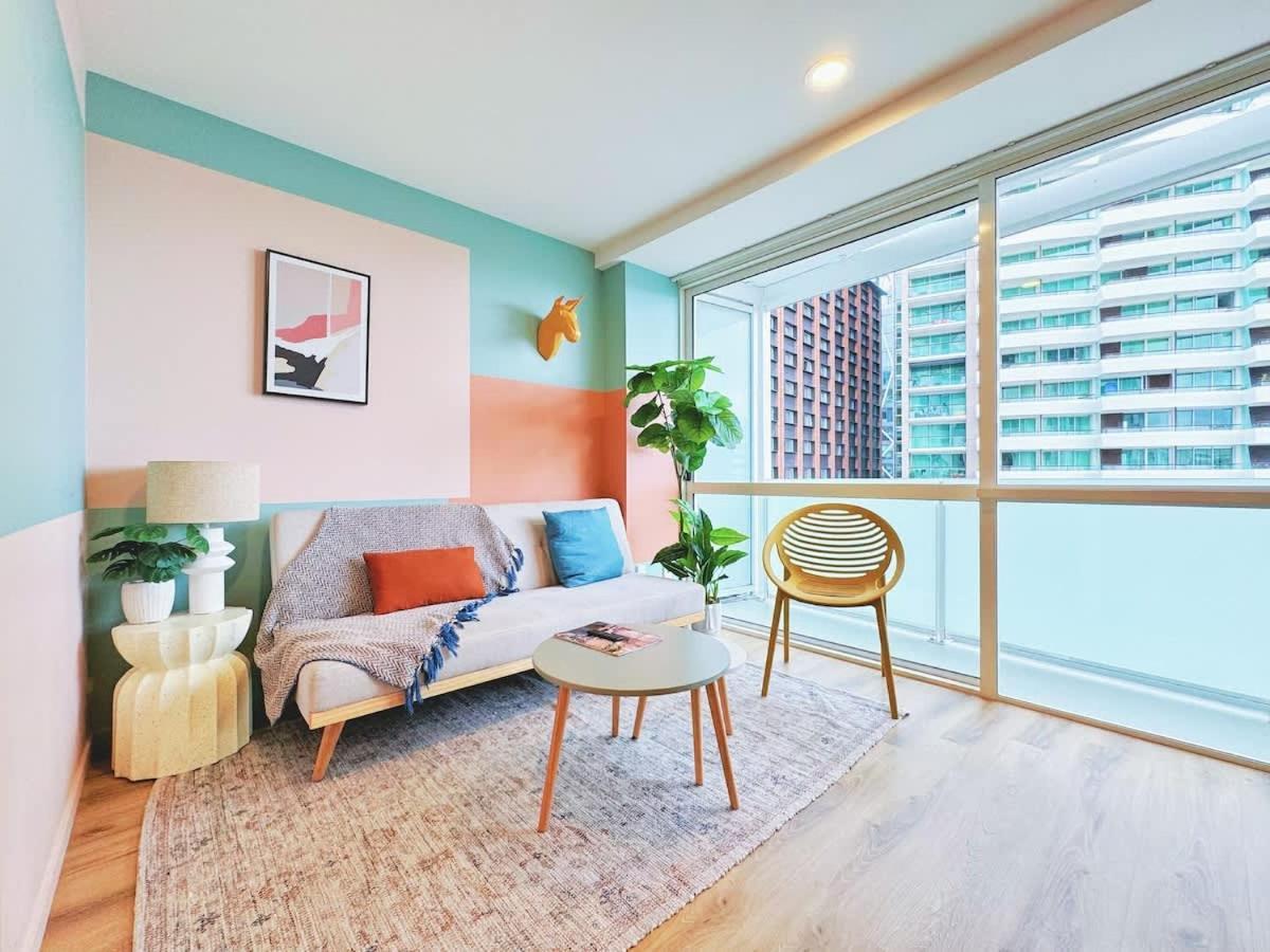 New & Modern Stylish 2br Vs Aircon In The Next To Park *
