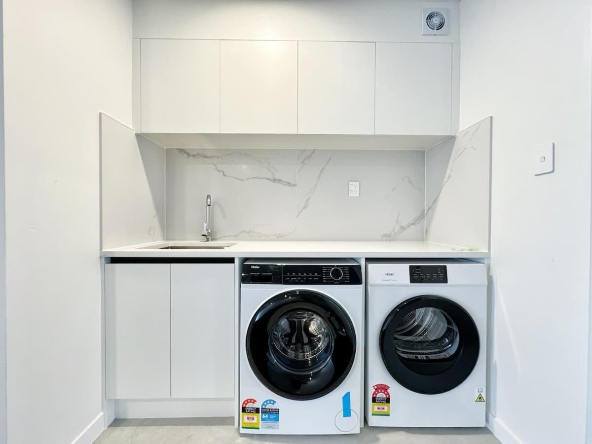 A Away From - Luxury 4beds Asb Showgrounds & Cornwall Park Auckland