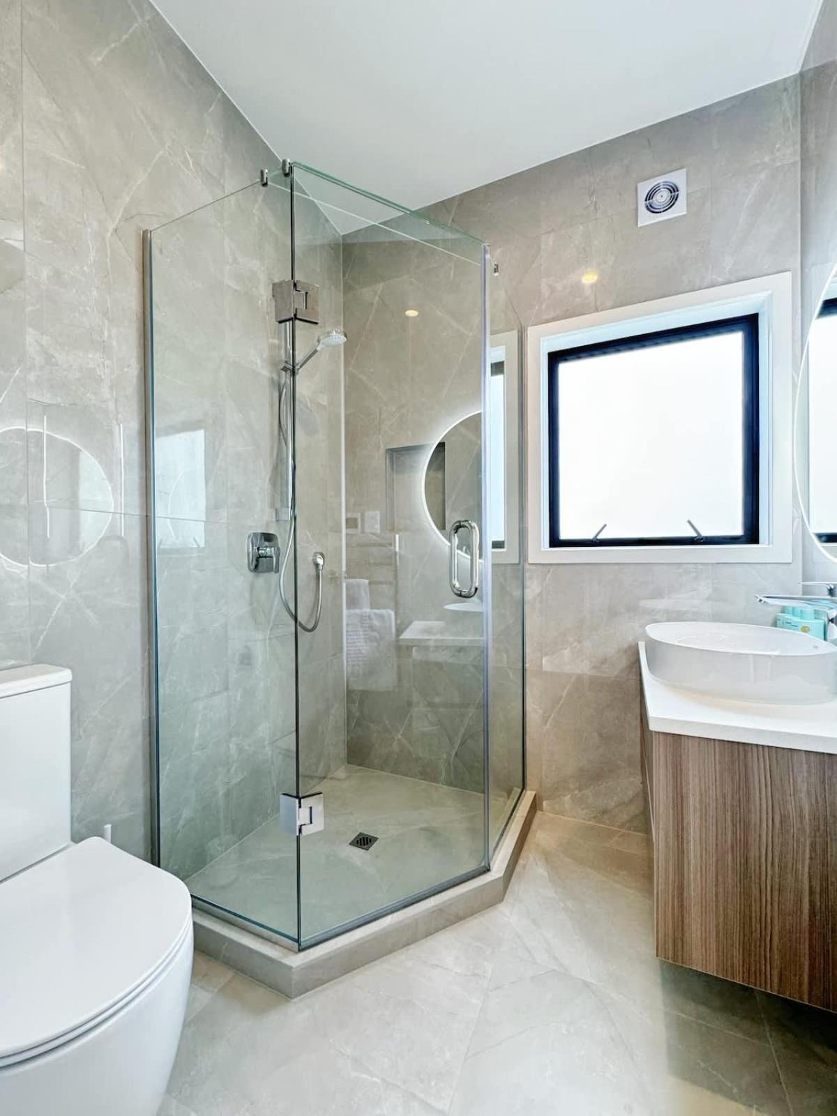 A Away From - Luxury 4beds Asb Showgrounds & Cornwall Park Holiday home *