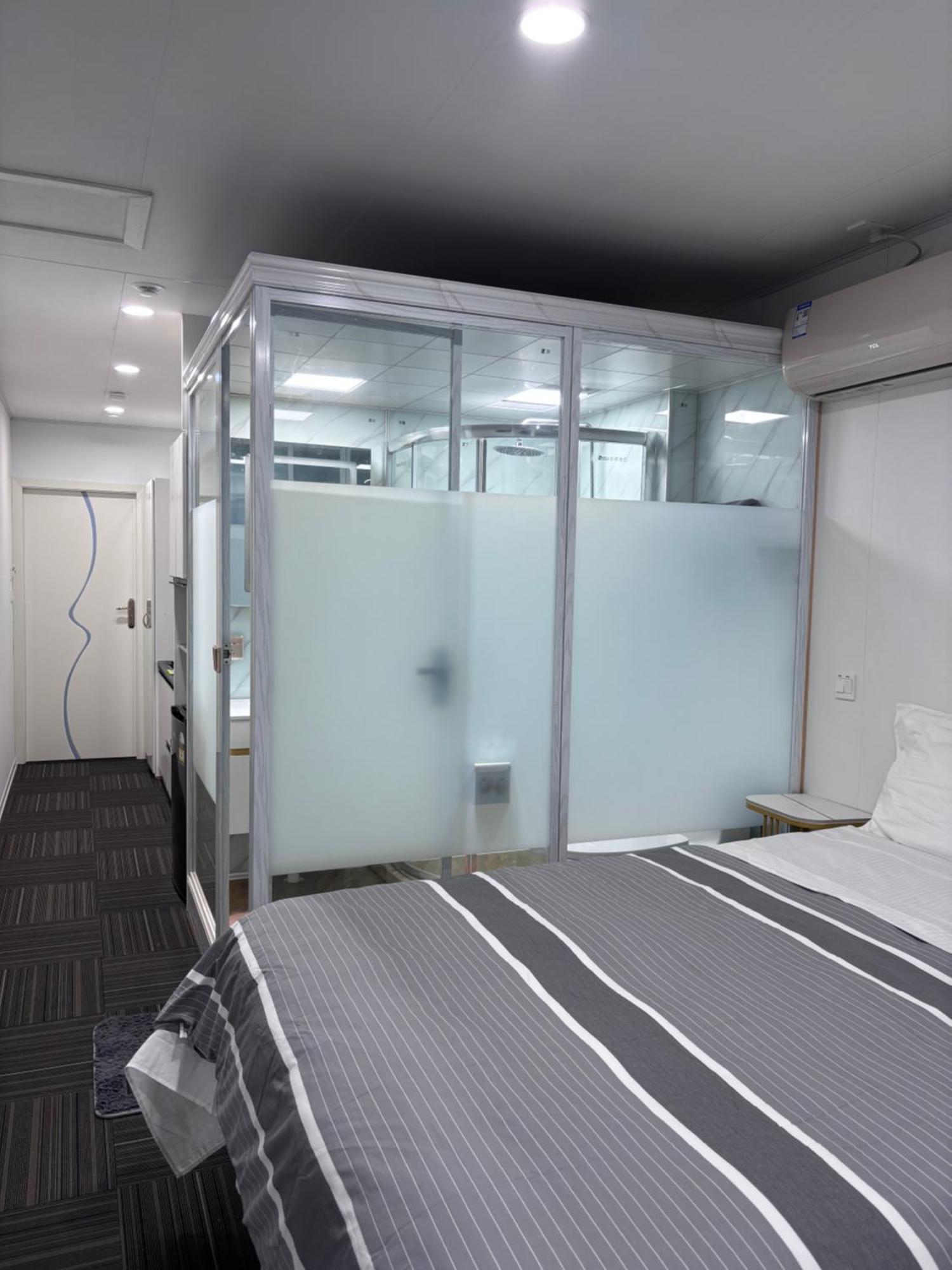 Amber C Aparthotel