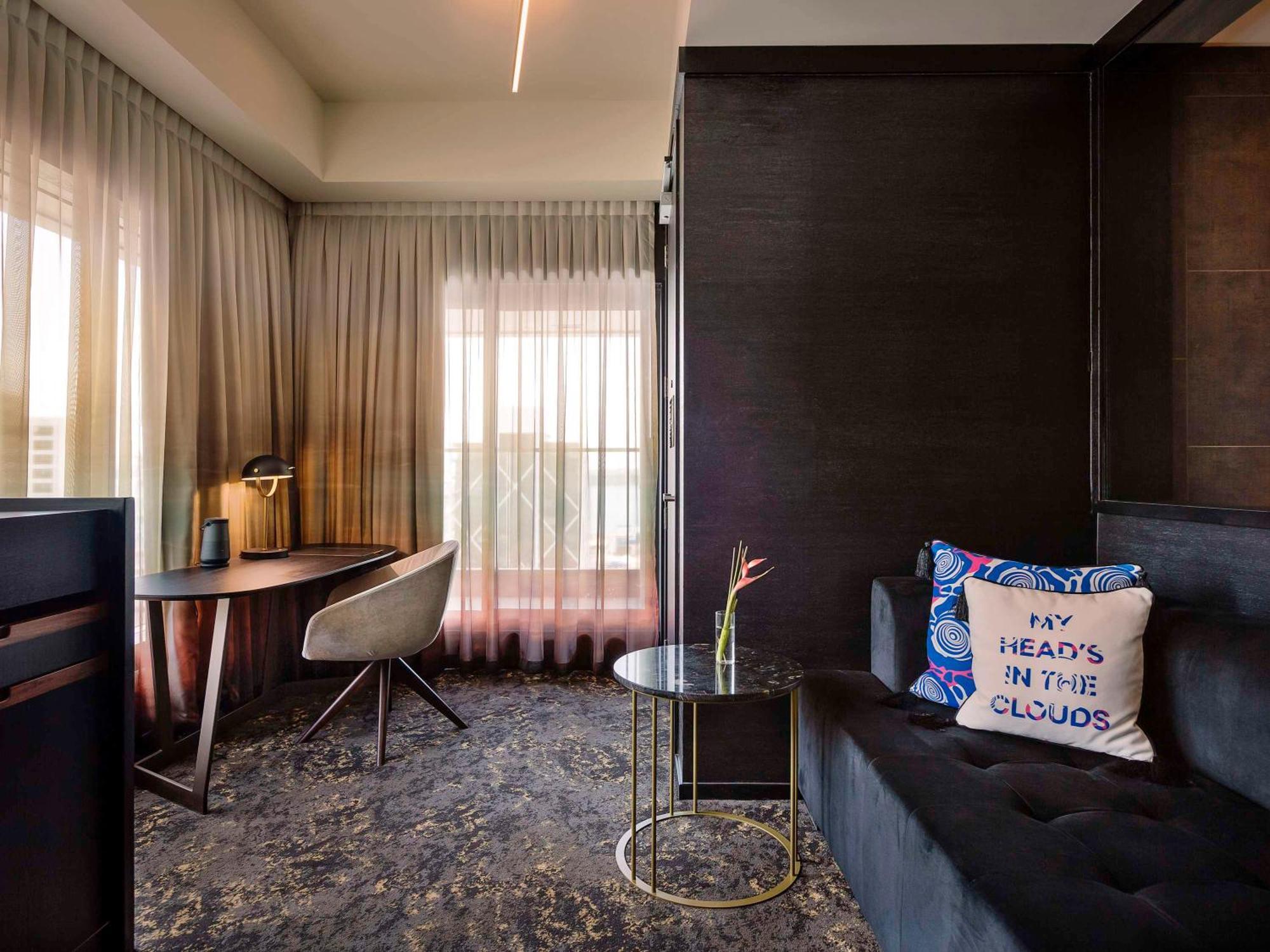 So/ Hotel 5*