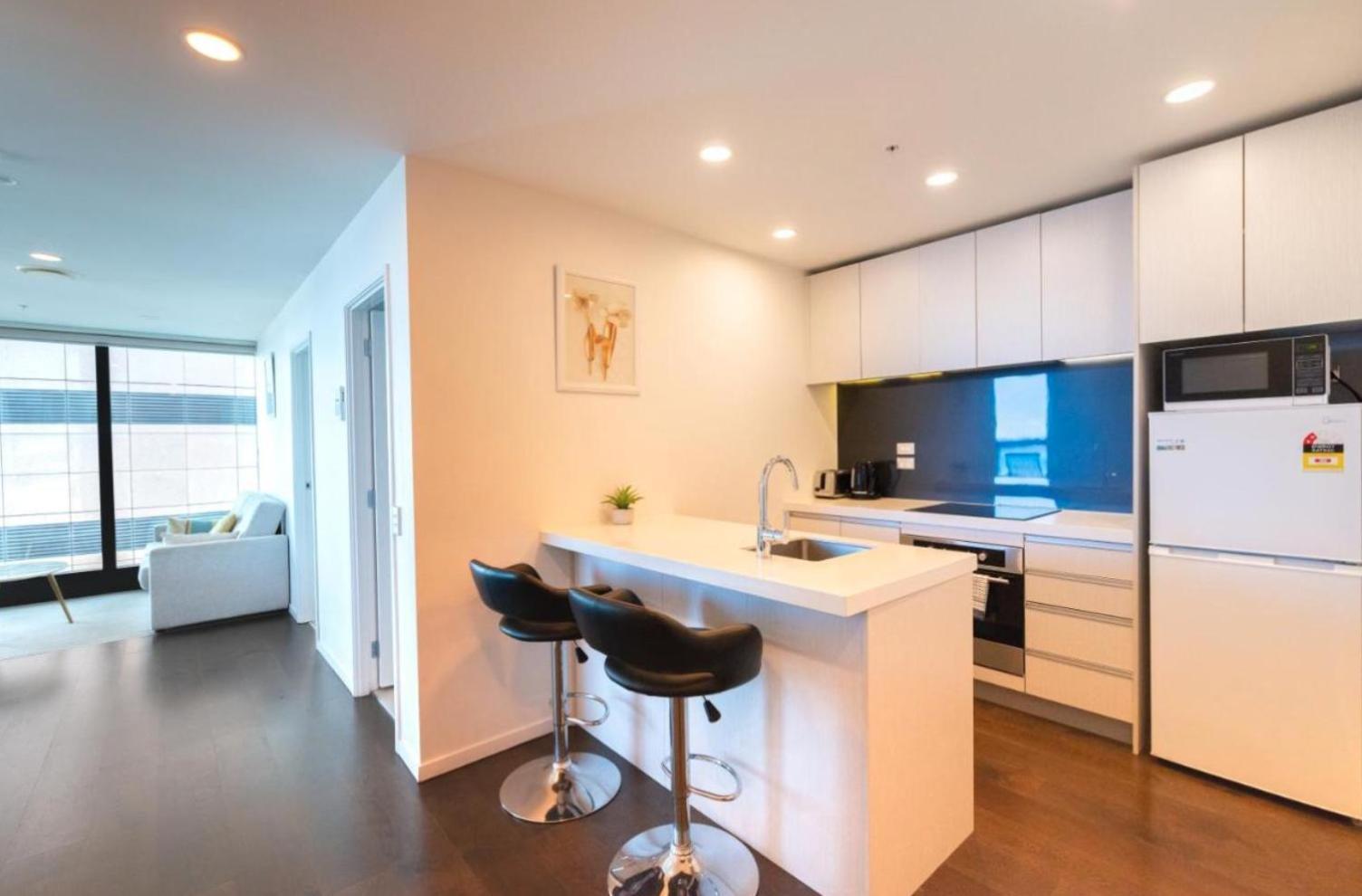 Gorgeous Seaview And Harbour View 2 Bedroom Apartment Auckland