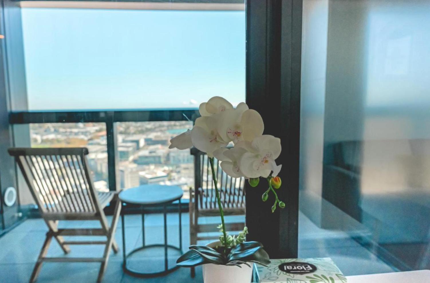 Gorgeous Seaview And Harbour View 2 Bedroom * Auckland