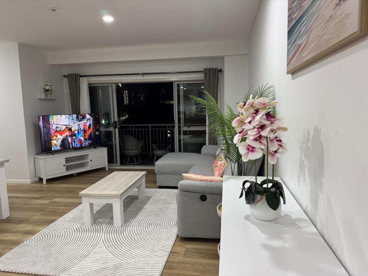 Apartment Penthouse Delight 3 Bd 2 Bth Free Carpark, Pool & Tennis Court Auckland