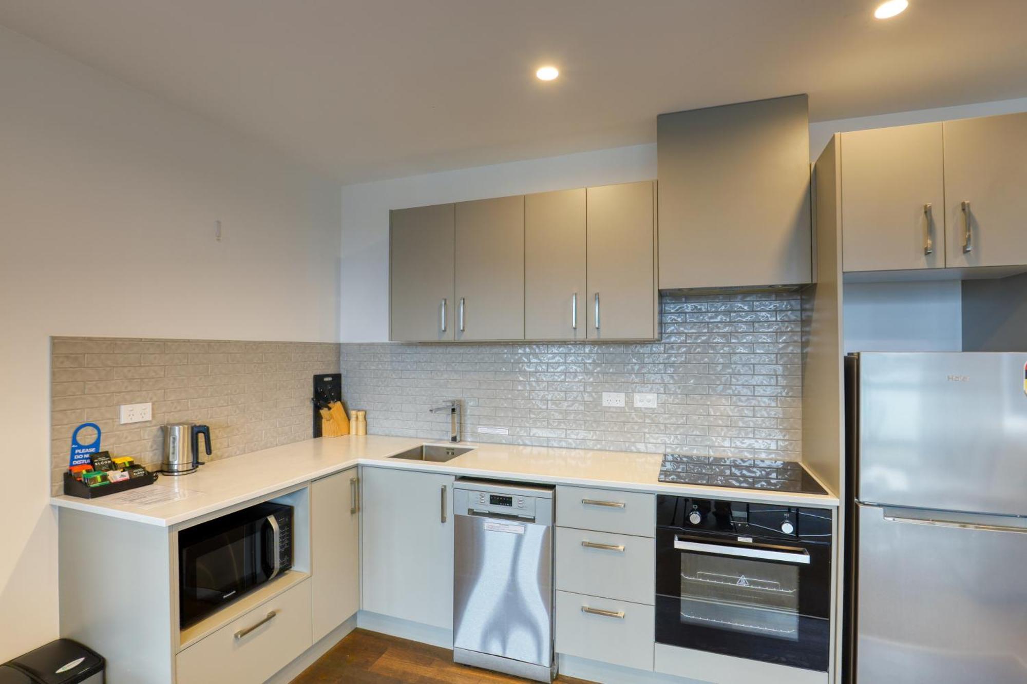 Ramada By Wyndham Victoria Street West Auckland