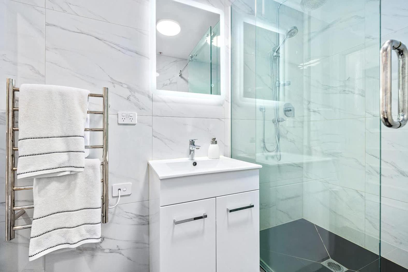 Waterfront Loft At Quay, Walk To Ferry & Train Apartment Auckland