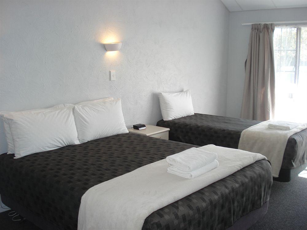 Motel Oakwood Manor Motor