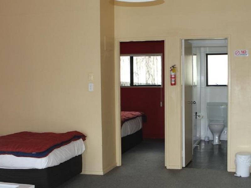Mt Wellington Motel 2*