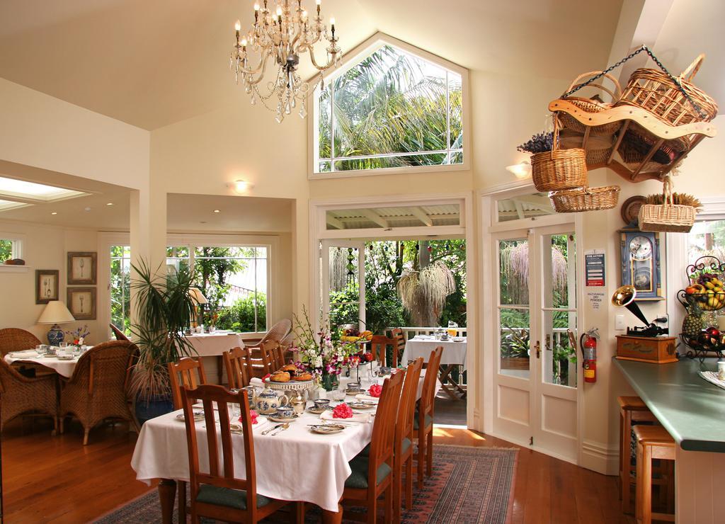 Bed & Breakfast Peace And Plenty 5*