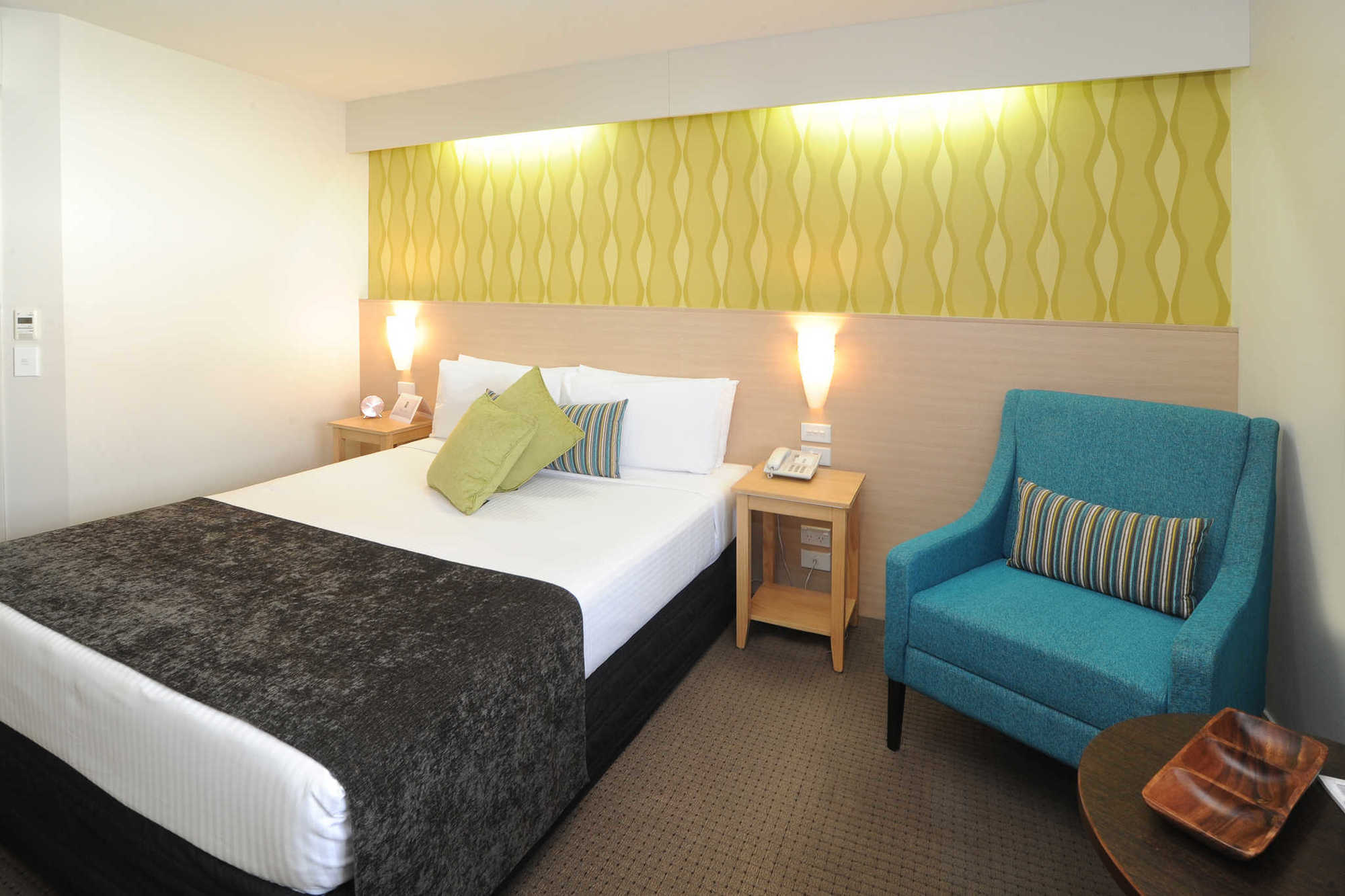 Quality Lincoln Hotel 4*