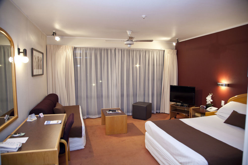 Hotel Quality Lincoln 4*