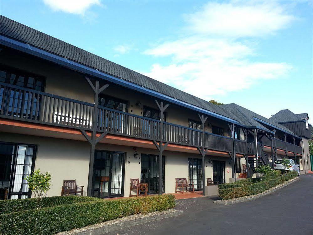 Knights Motel