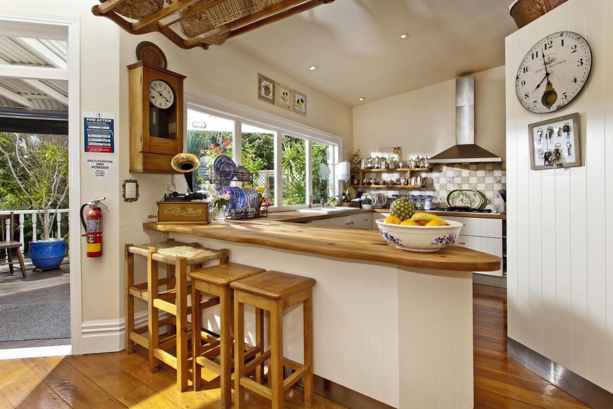 Peace And Plenty Bed & Breakfast Auckland