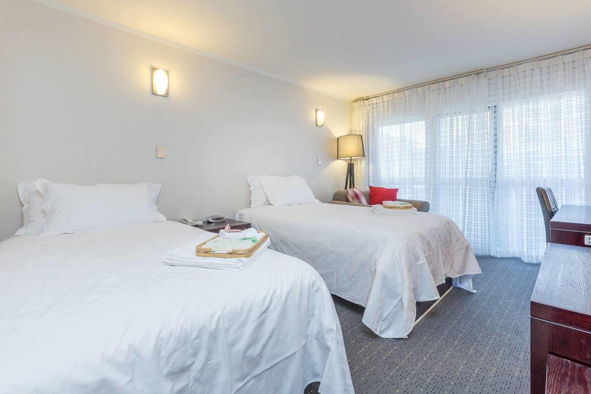 Anzac Court 4*