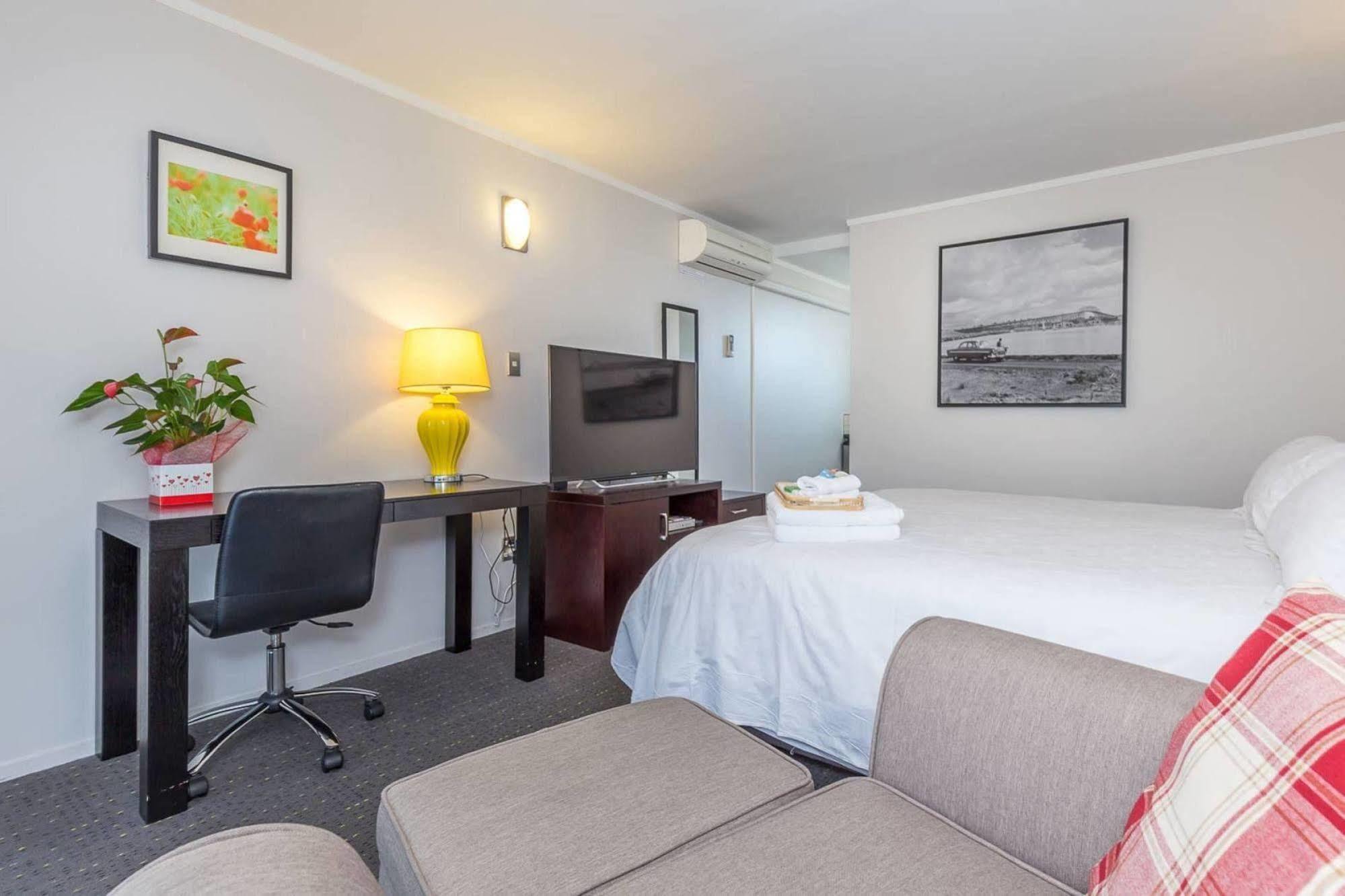 Motel Anzac Court