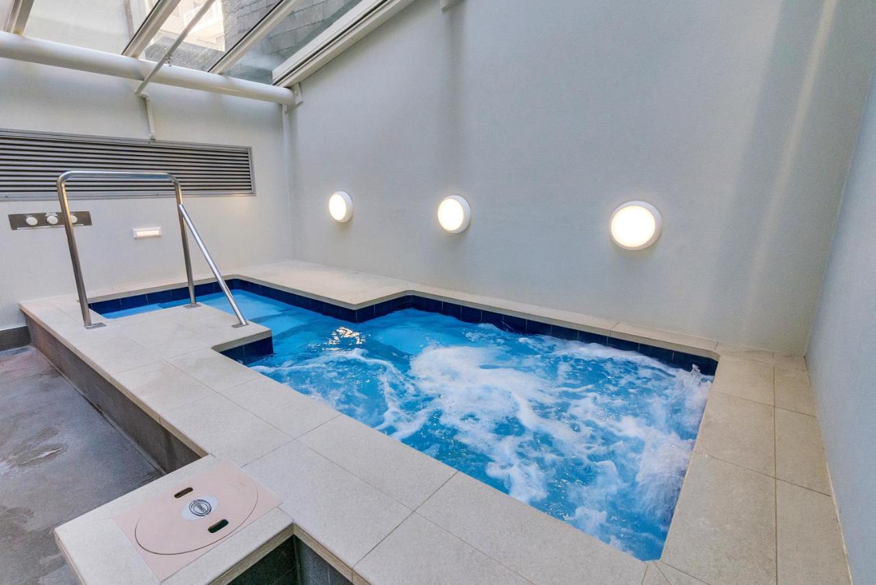 Ofb Suites Apartment