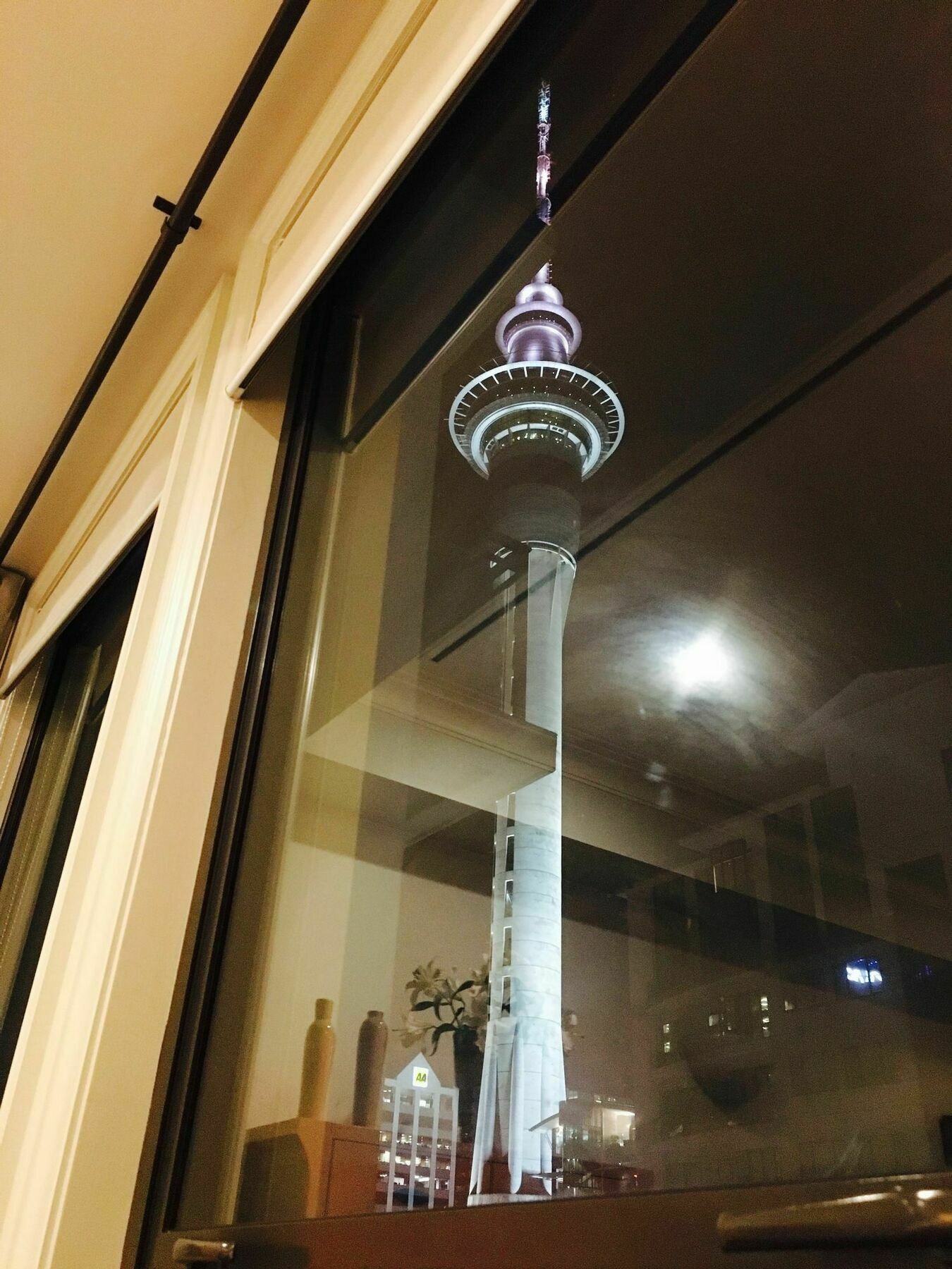 J&s 3* Auckland