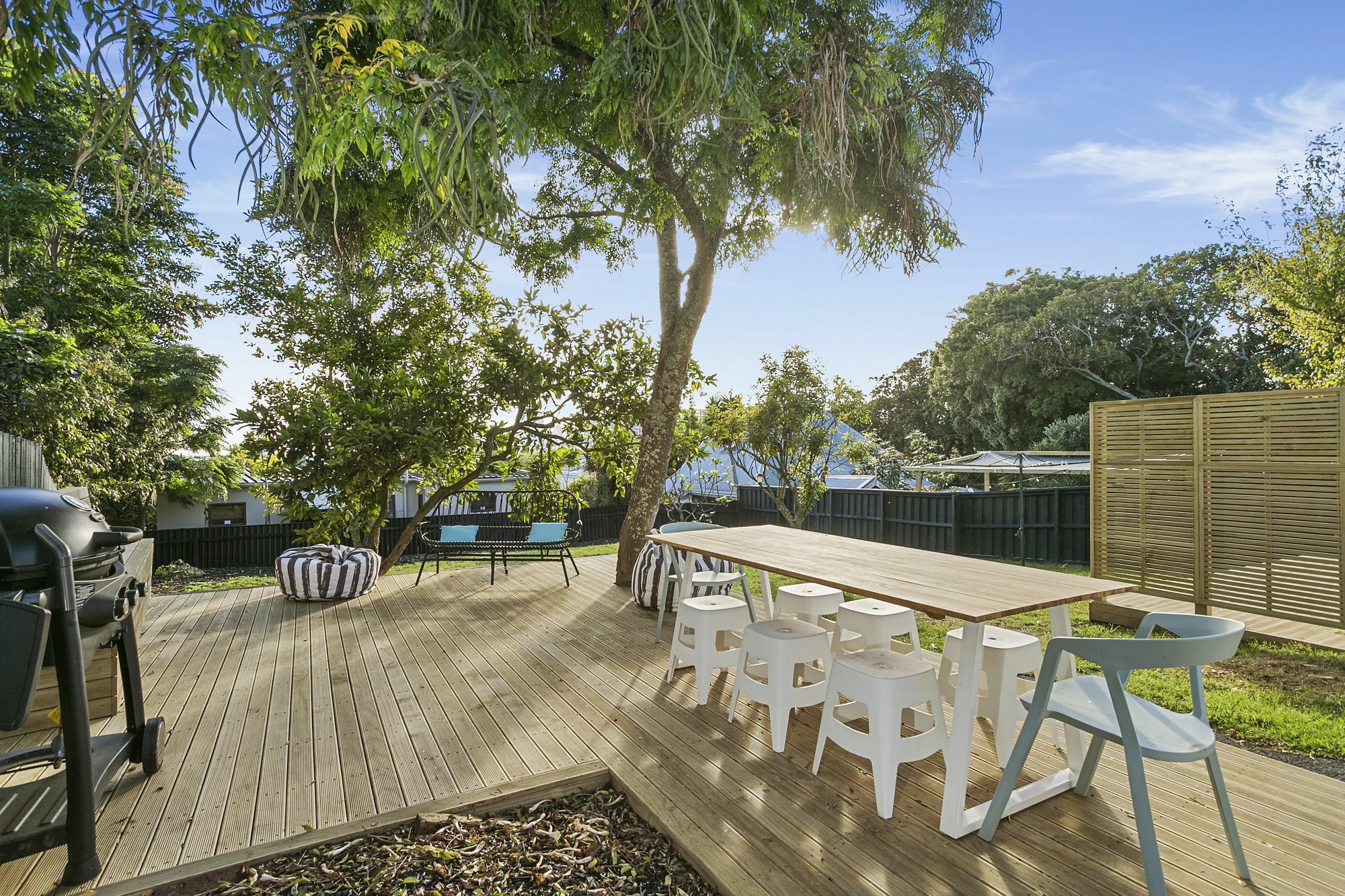 Park W/ Views & Deck